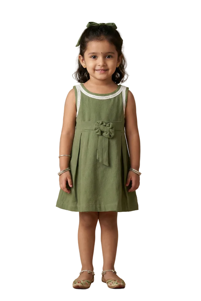 The Sage Garden Pinafore Hampp